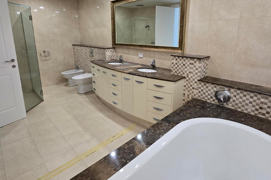 Old vanity and old bathtub - Hope Island Gold Coast