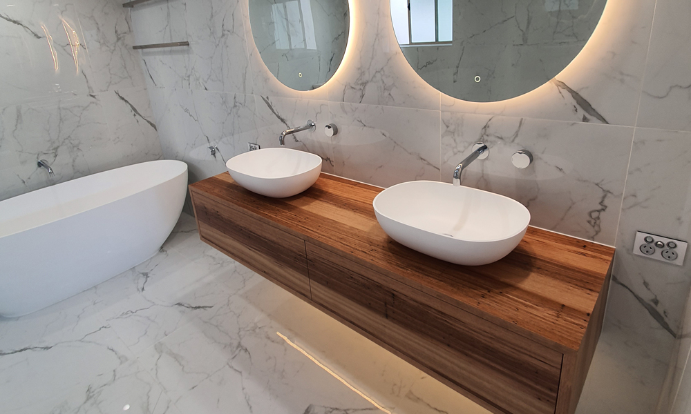 Modern Gold Coast Bathroom Styles