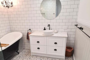 Pacific Pines Gold Coast bathroom renovations - colonial style